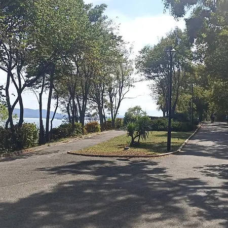 Lazur 13 公寓 布尔加斯